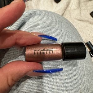 MAC Cosmetics Pigment Chocolate Brown